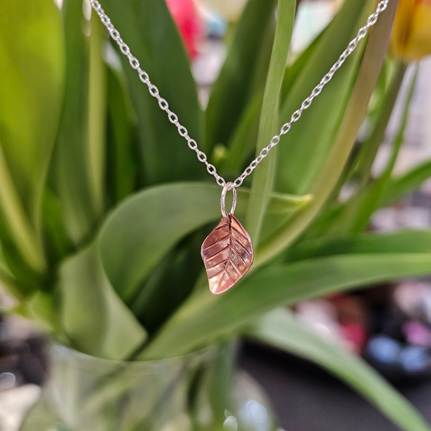 SMALL COPPER LEAF PENDANT NECKLACE