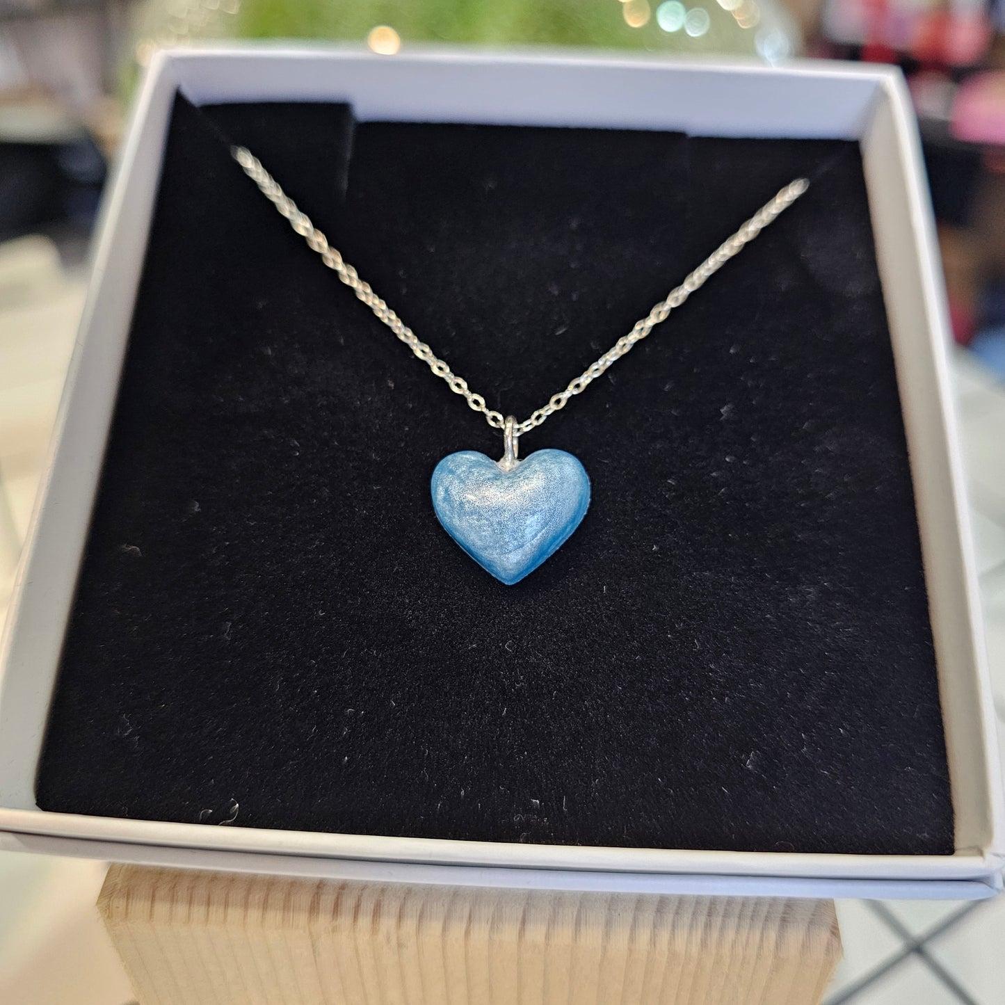 LIGHT BLUE PUFF HEART NECKLACE