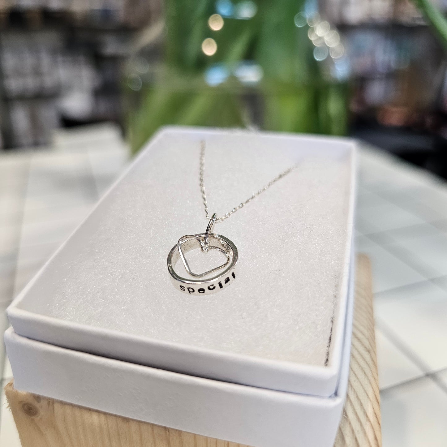 SPECIAL SISTER NECKLACE