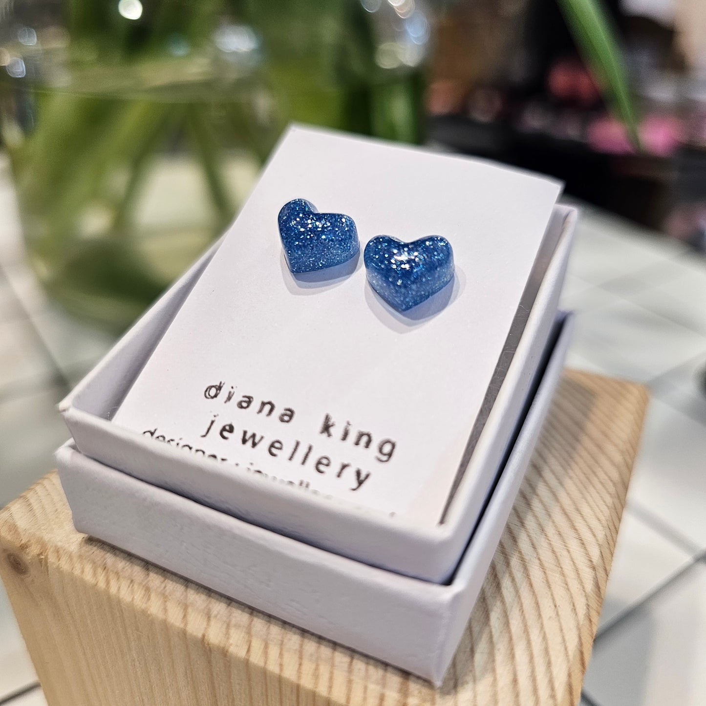 SPARKLE BLUE PUFF HEART STUDS