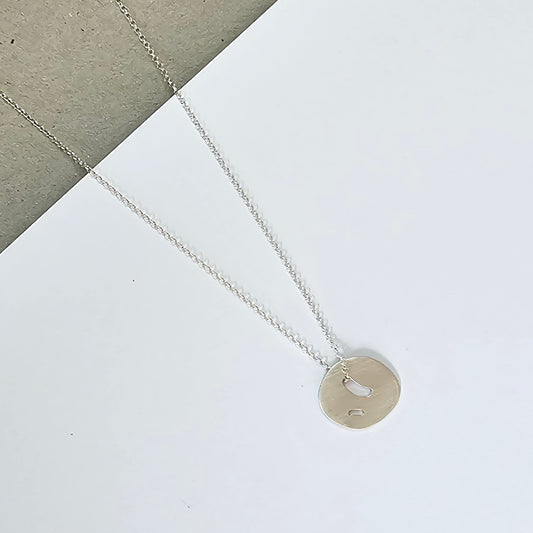 SILVER CUT OUT NECKLACE