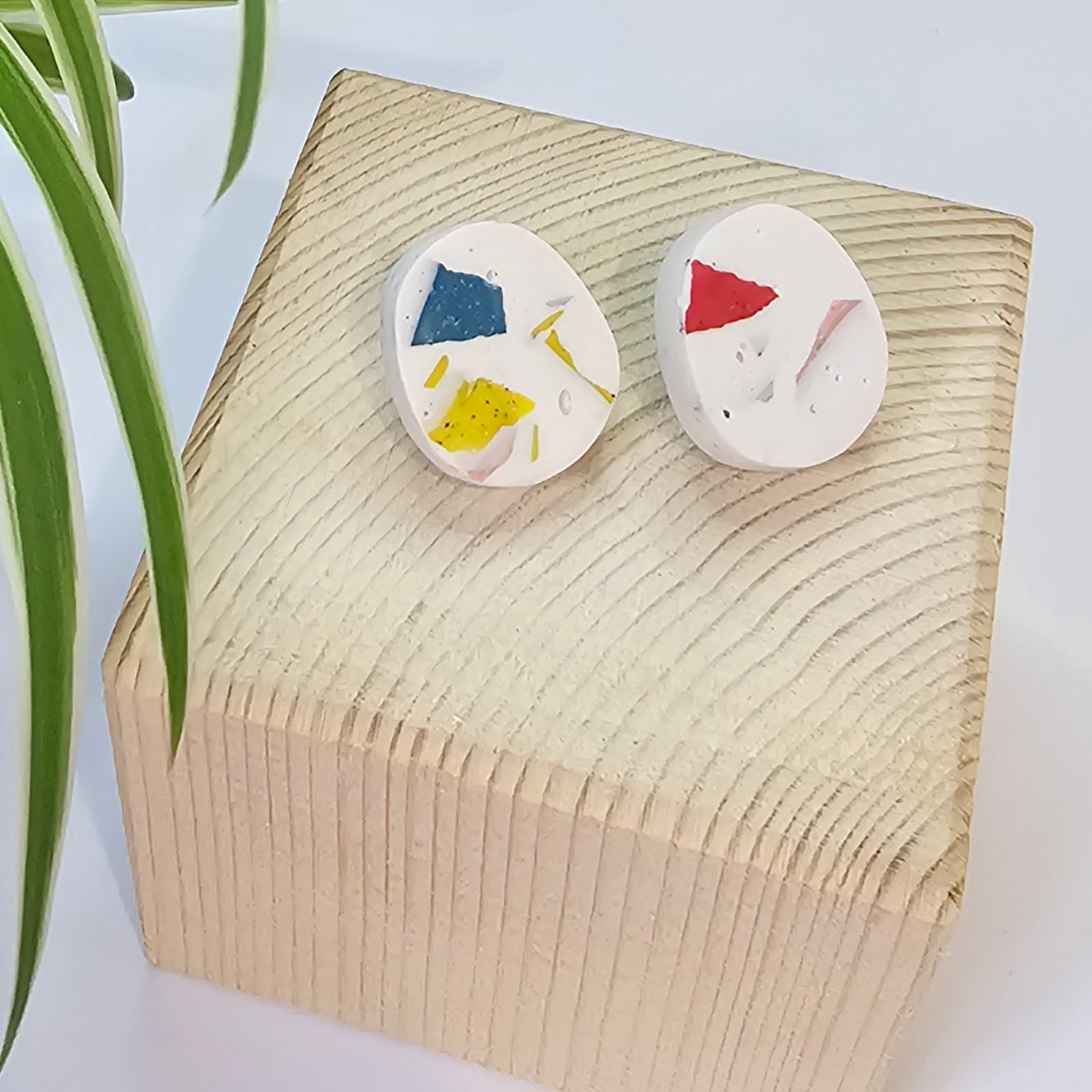 TERRAZZO PEBBLE EARRINGS