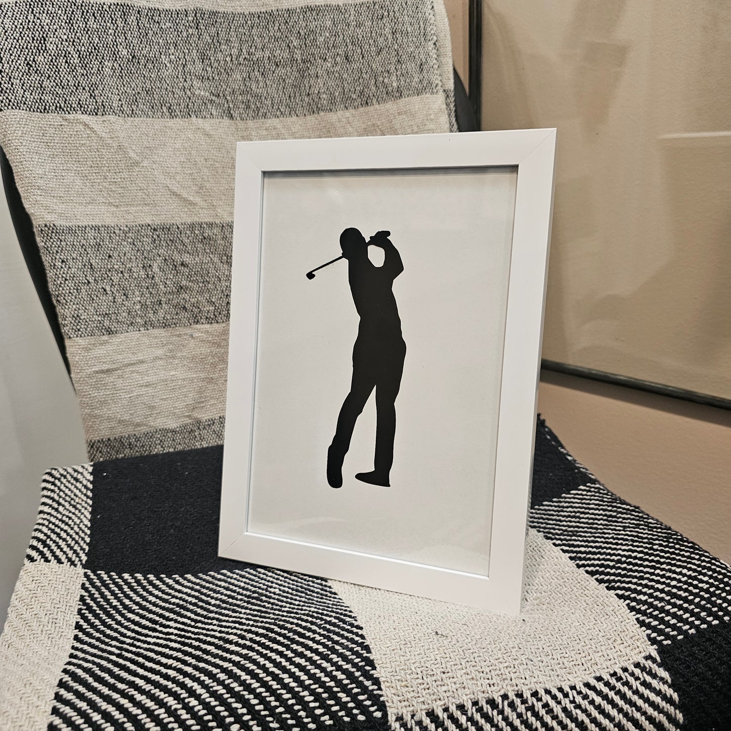 FRAMED GOLFER PICTURE