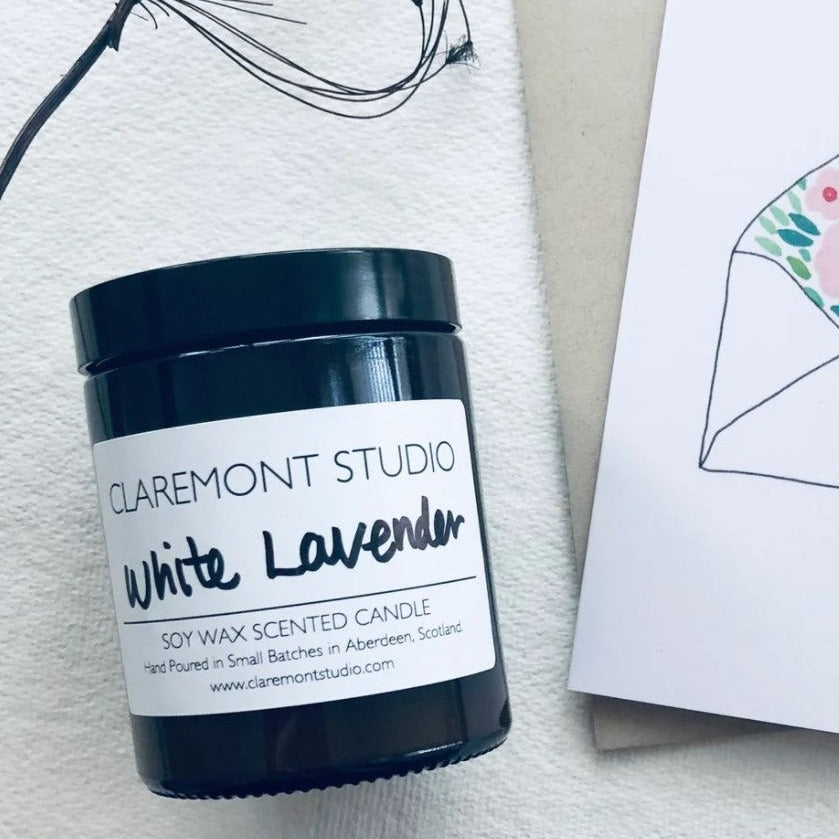WHITE LAVENDER CANDLE