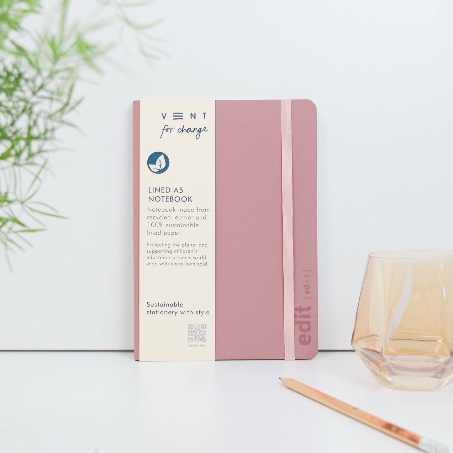 A5 recycled leather notebook with elastic closure in pink