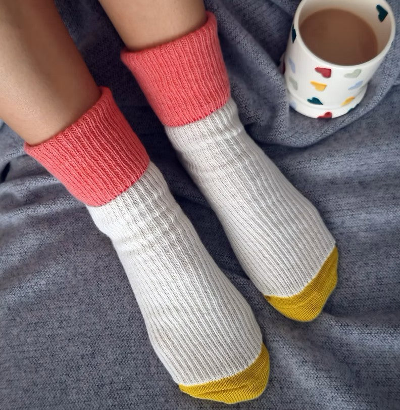 LAMBSWOOL LOUNGE SOCKS - ECRU