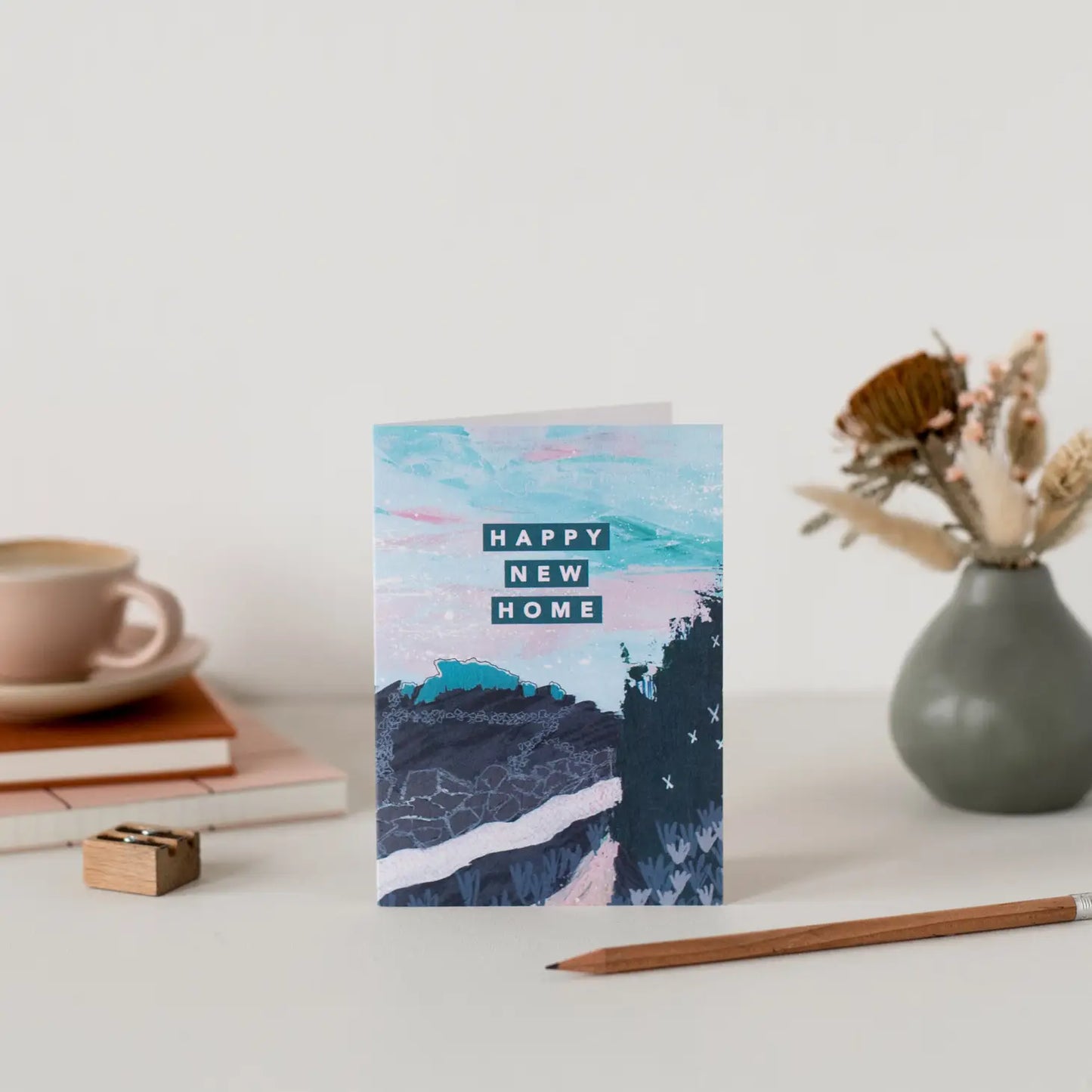 HAPPY NEW HOME HILLS CARD