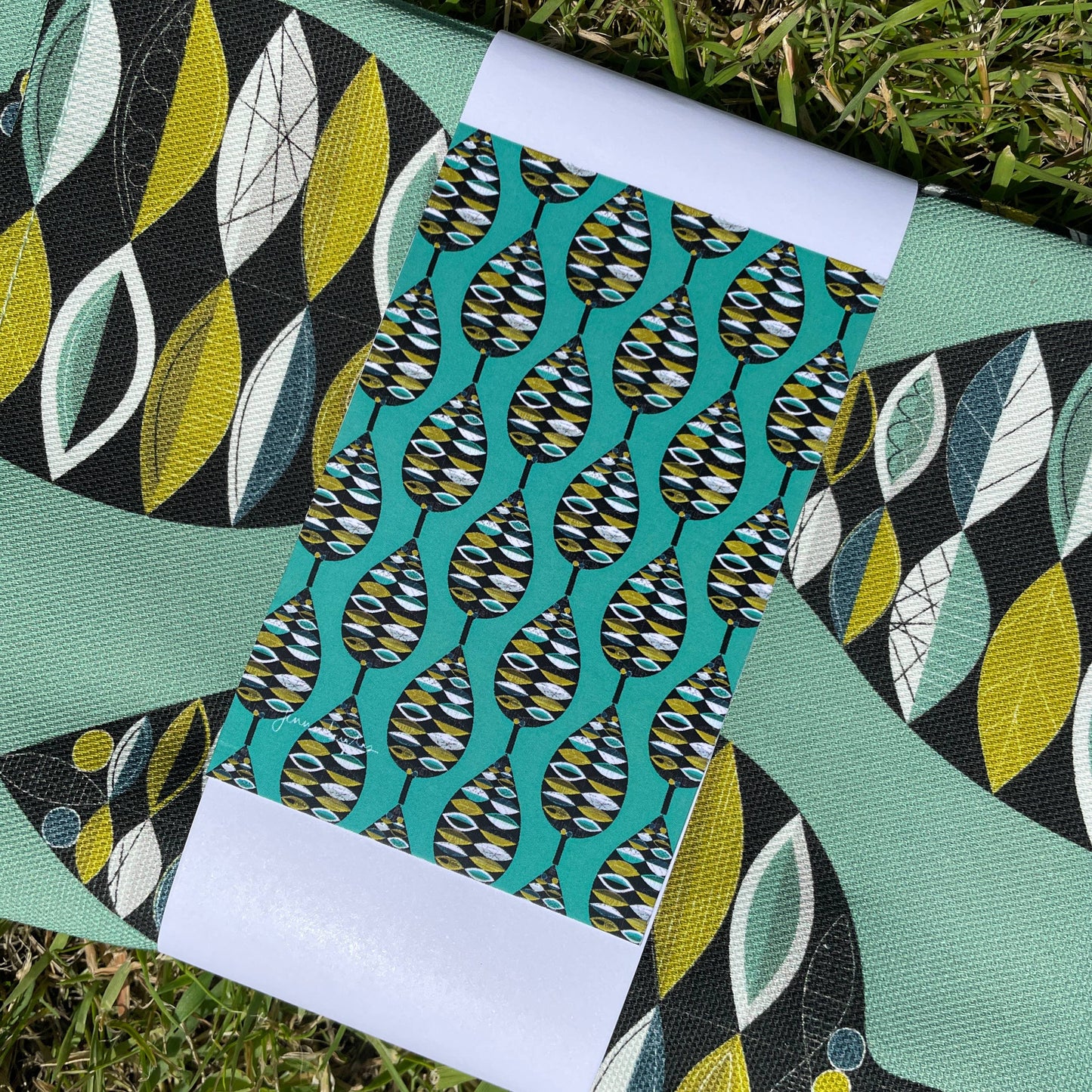 MIDCENTURY MODERN LEAVES TEA TOWEL