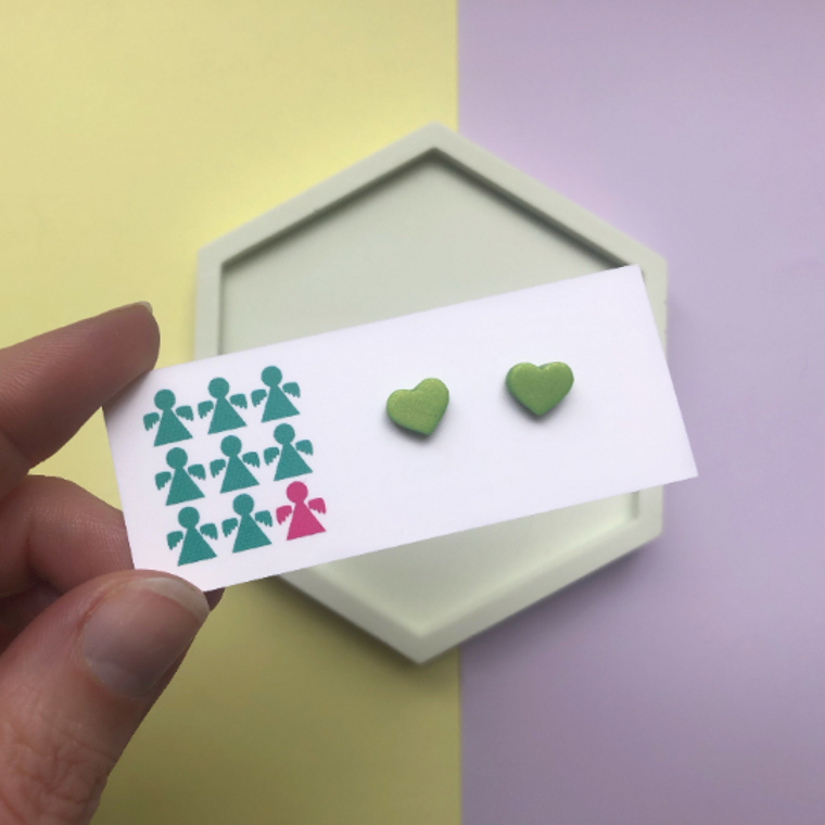 LIME GREEN MINI PEARL HEART STUDS