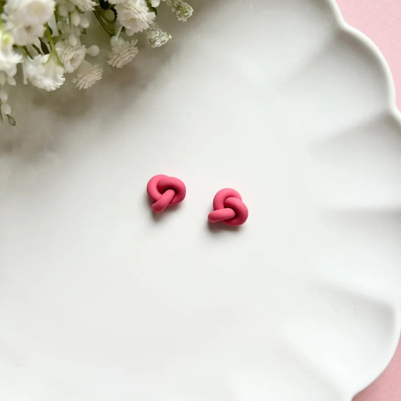 KNOT STUDS