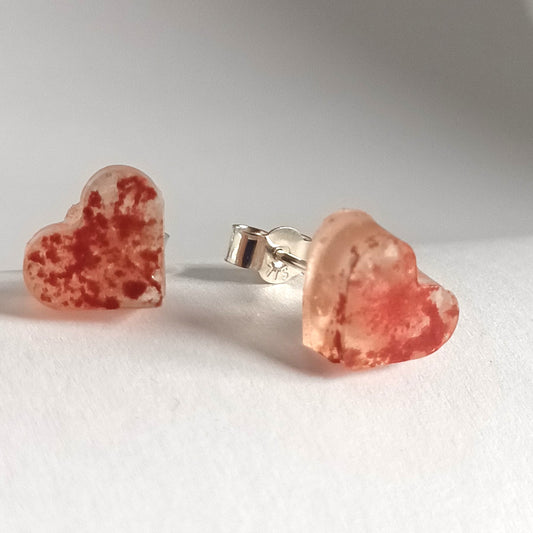 PINK SPECKLED FLAT HEART STUDS