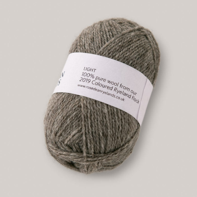 ROSEDEAN RYELANDS YARN - LIGHT DK