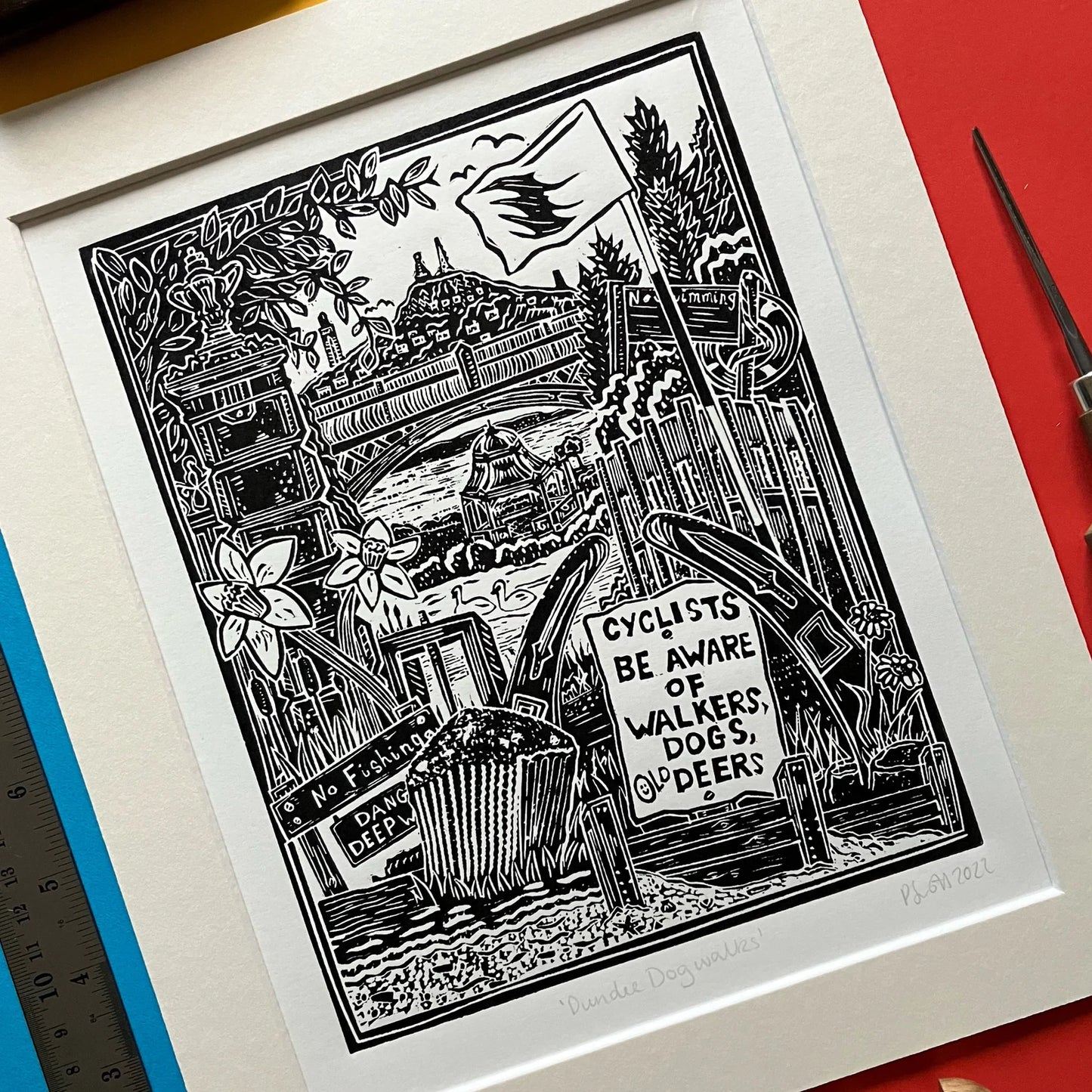 DUNDEE DOG WALKS PRINT