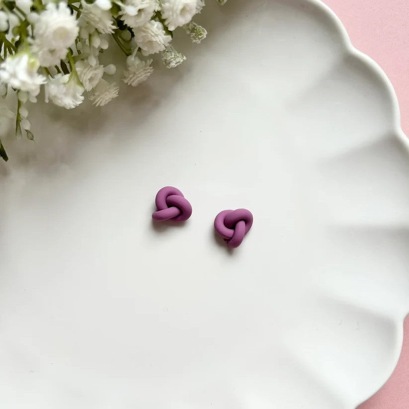 KNOT STUDS
