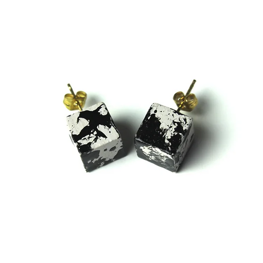 CUBE STUD EARRINGS