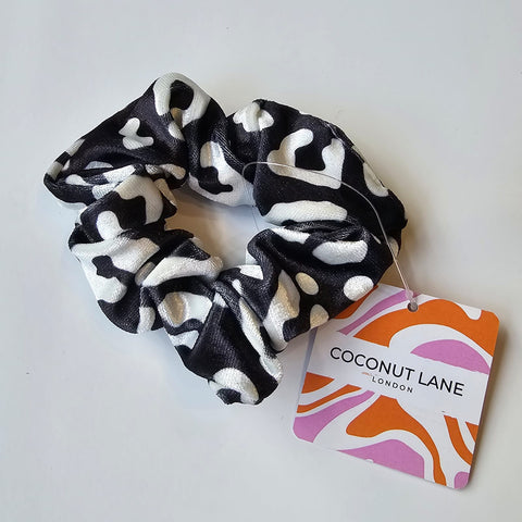 SCRUNCHIE - BLACK/WHITE SQUIGGLE