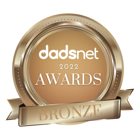 Bronze award badge from dadsnet 2022 on a white background