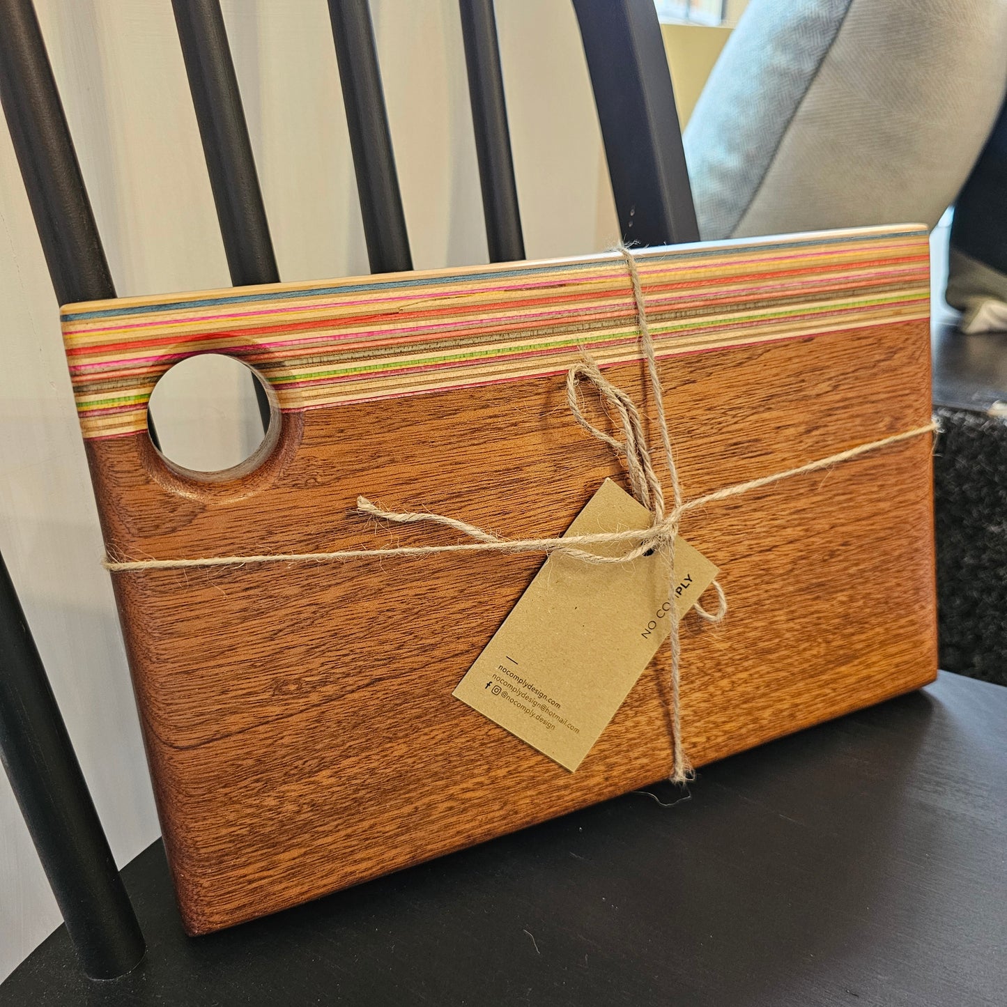 CHOPPING BOARD