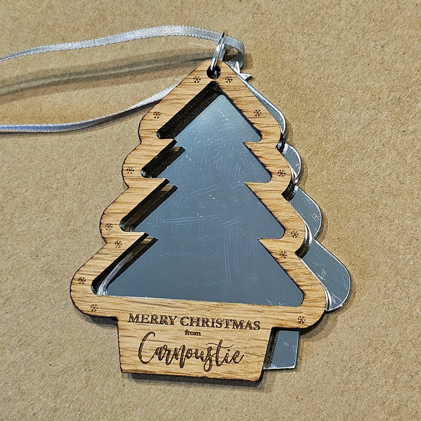 CARNOUSTIE CHRISTMAS DECORATIONS