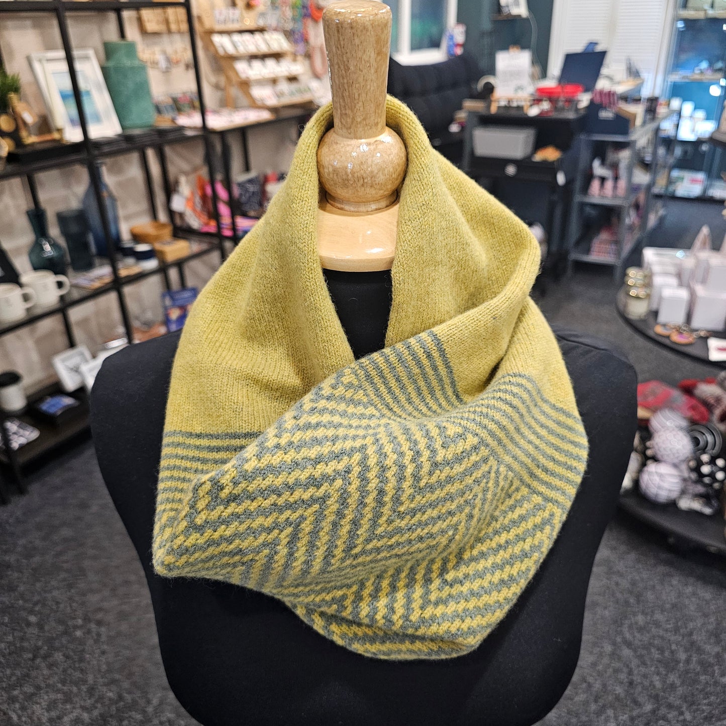 CHEVRON SHORT SNOOD