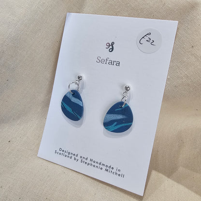 DROP EARRINGS