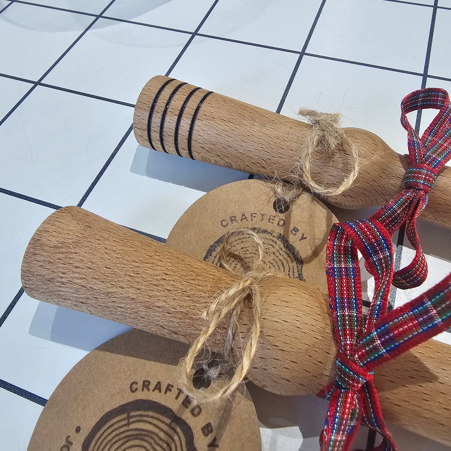 Traditional Scottish beech wood porridge spurtles with tartan ribbon.
Handmade in Carnoustie.