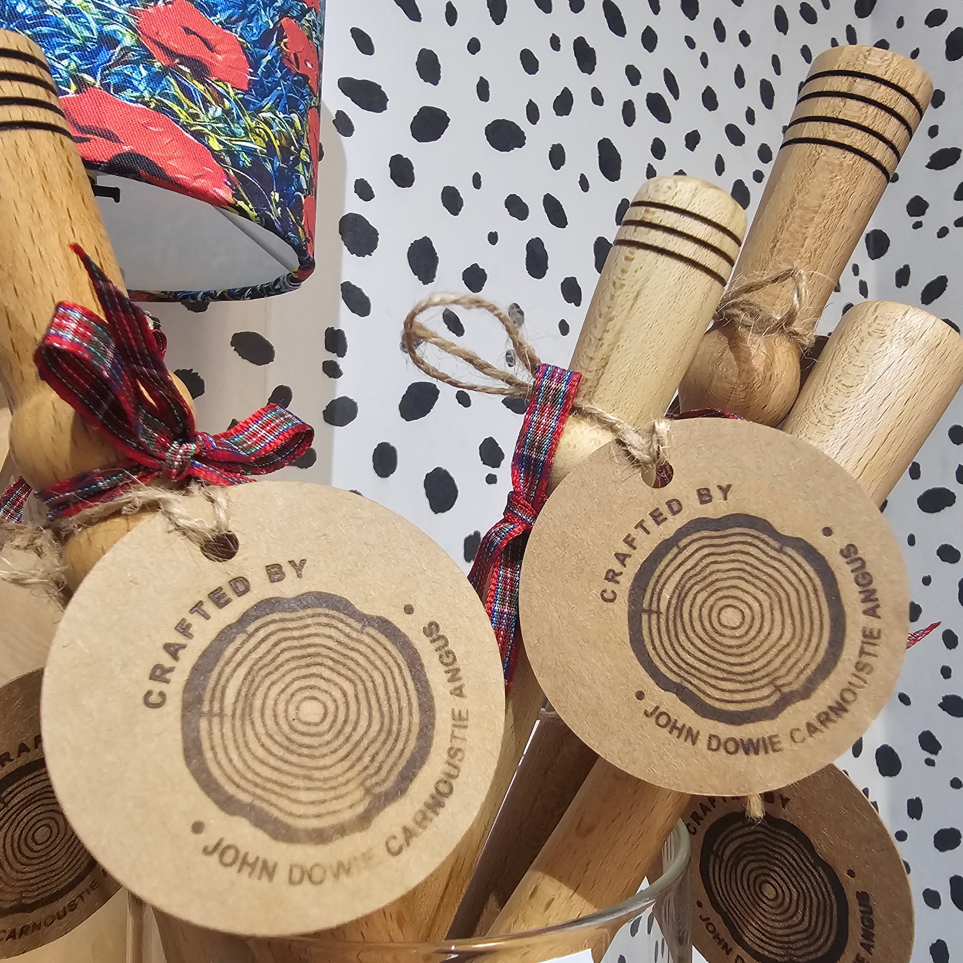 Traditional Scottish beech wood porridge spurtles with tartan ribbon.
Handmade in Carnoustie.
