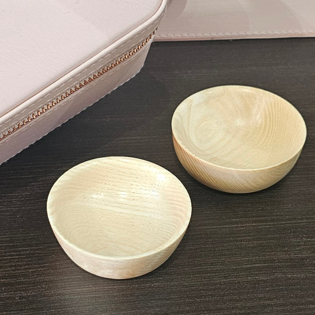 WOODEN BOWLS