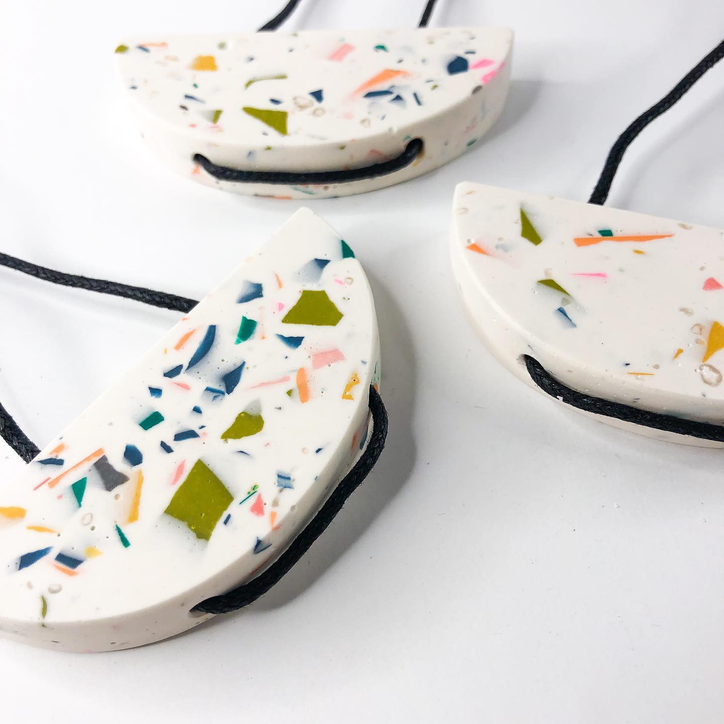 TERRAZZO SEMI CIRCLE NECKLACE
