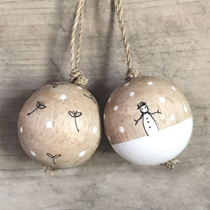 WOODEN BAUBLES