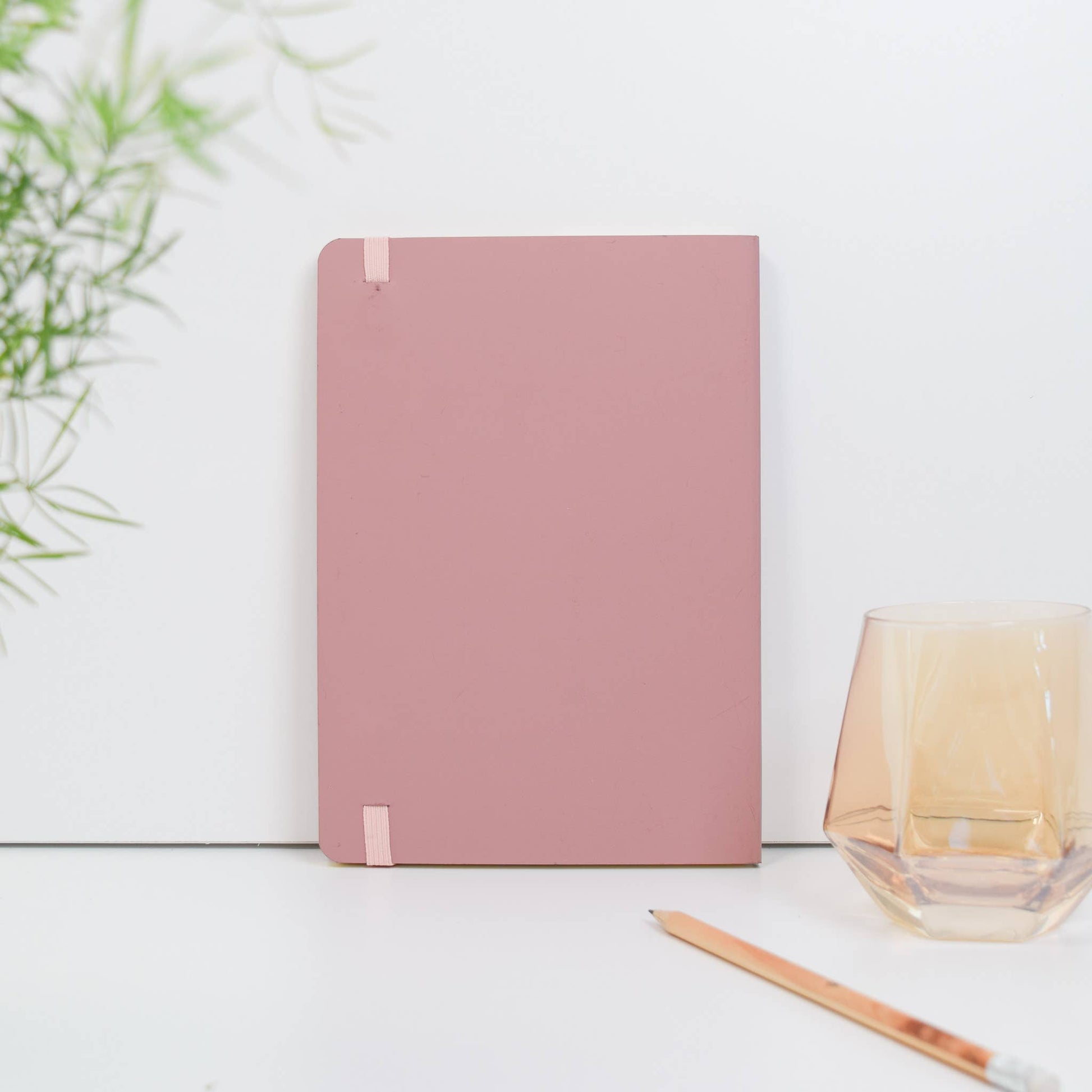 A5 recycled leather notebook with elastic closure in pink
