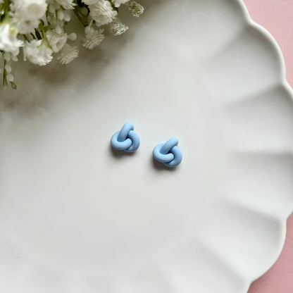 KNOT STUDS