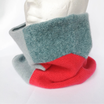 Handmade Scottish intarsia block colour lambswool snood by Lyndsey Currie in contemporary colour combinations