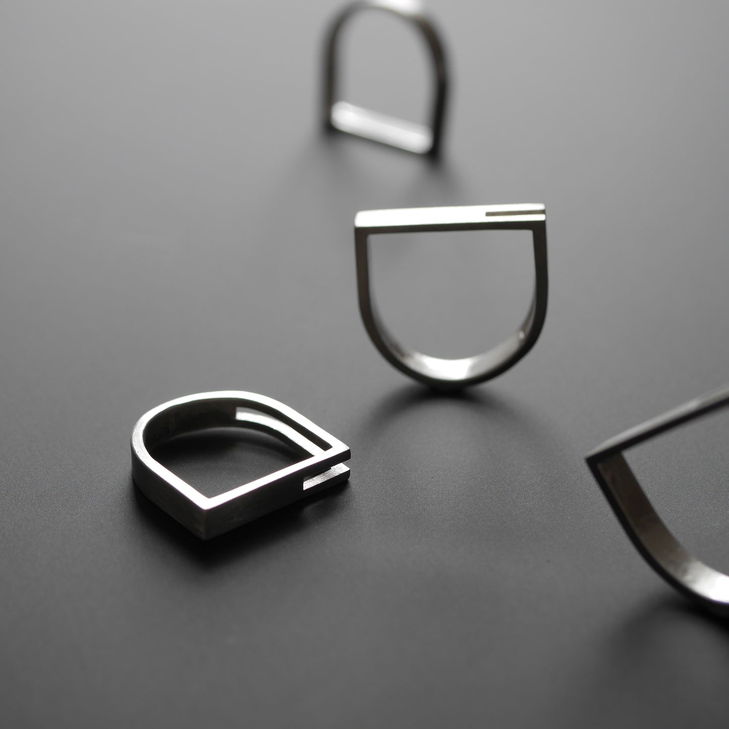 CORNER CUT OUT D SHAPED RING