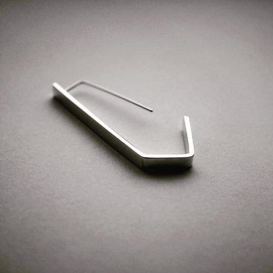 TAIL FIN HOOP EARRINGS - WIDE