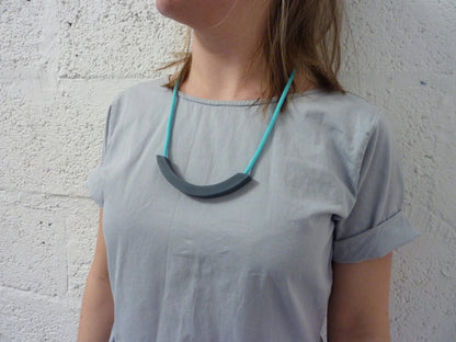 GREY/TURQUOISE KNOT NECKLACE
