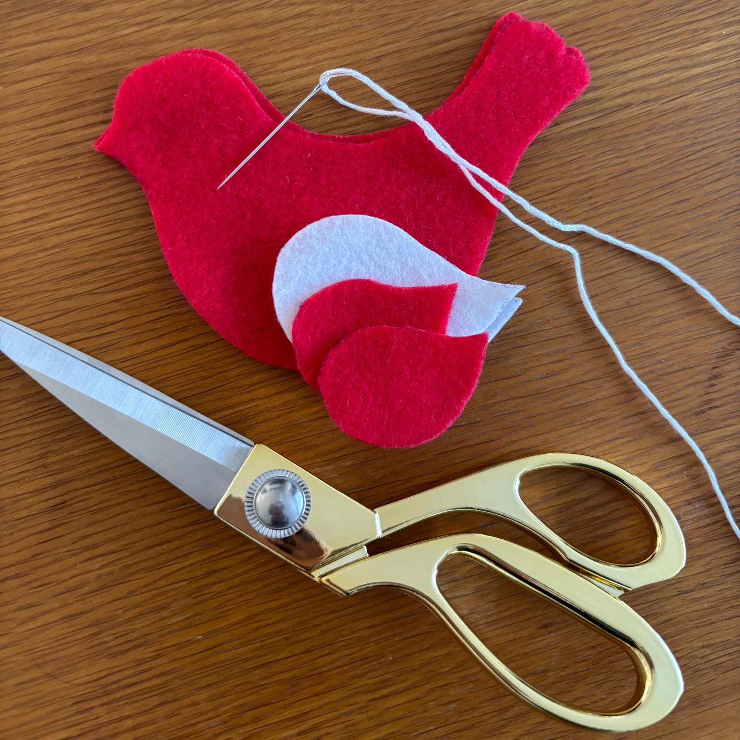 HANDSEWN CHRISTMAS DECORATION WORKSHOP