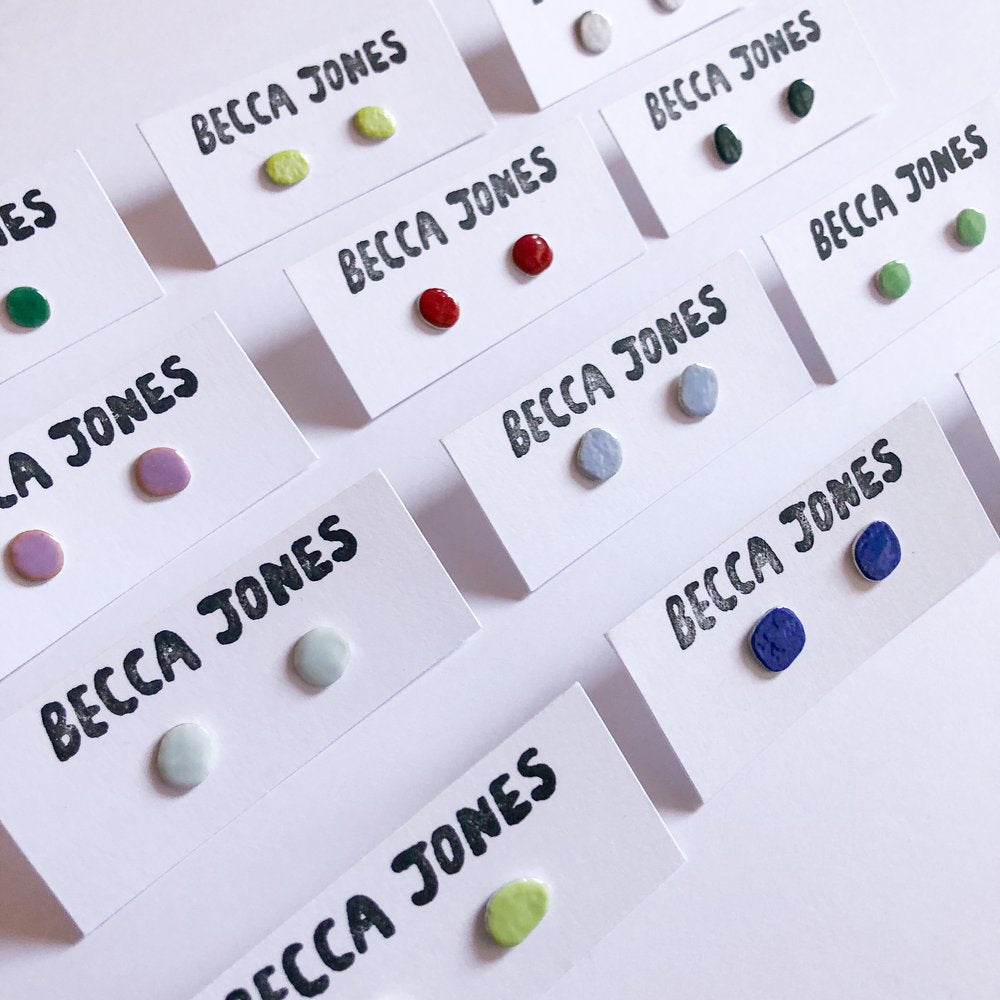 ENAMEL STUDS