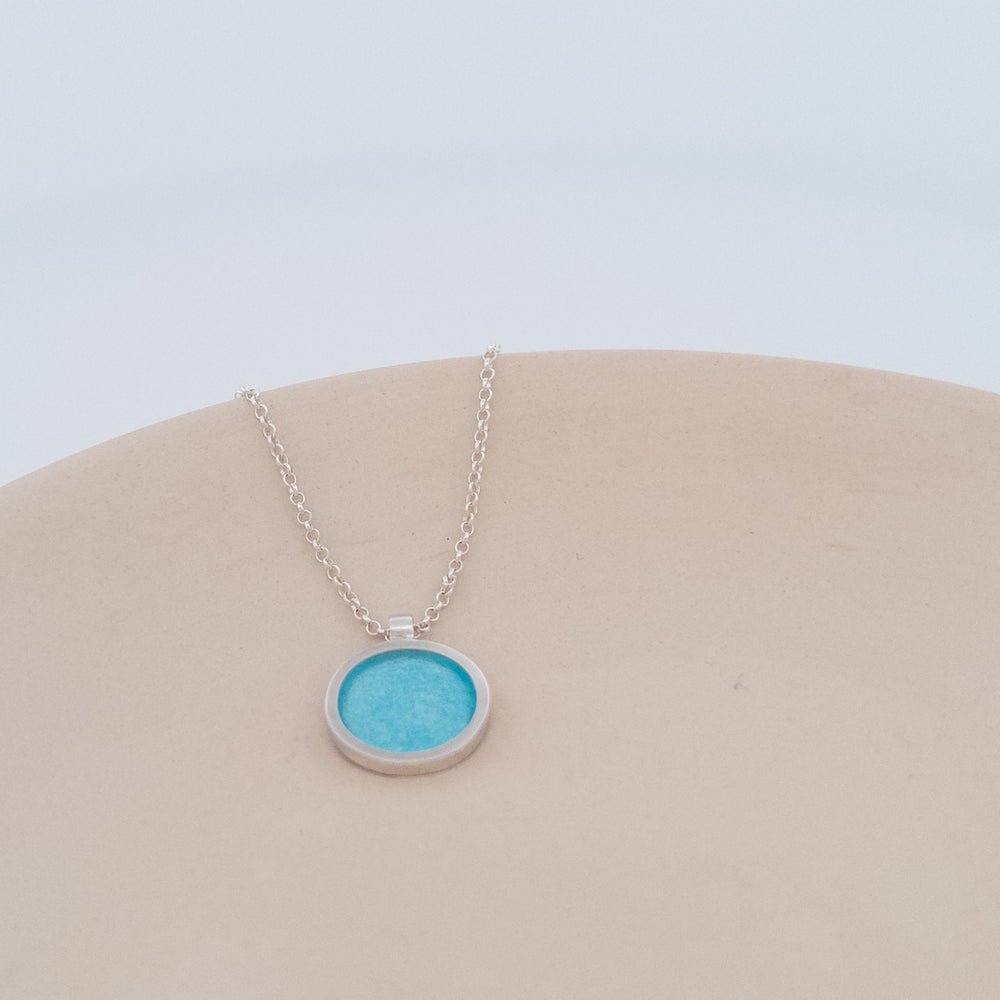LARGE CIRCLE NECKLACE