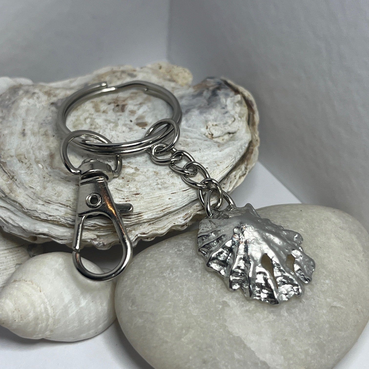 Pewter shell keyring handmade in Scotland cast from real shells gift bag