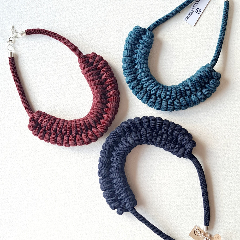 MEDIUM MACRAME CORD NECKLACE