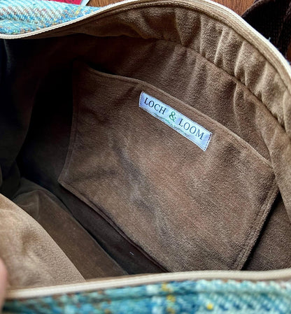 Harris Tweed messenger bag handmade in Scotland with adjustable strap