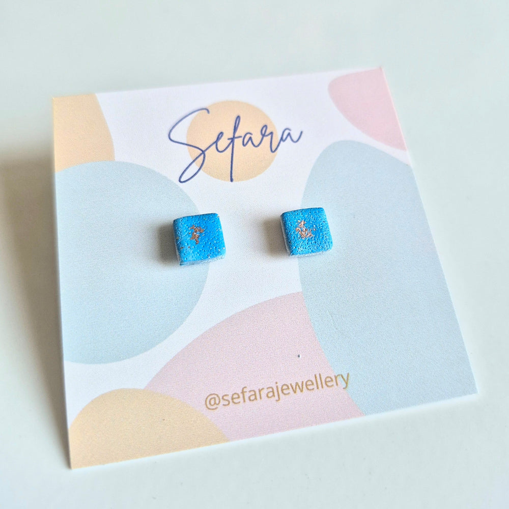 SMALL SQUARE STUDS