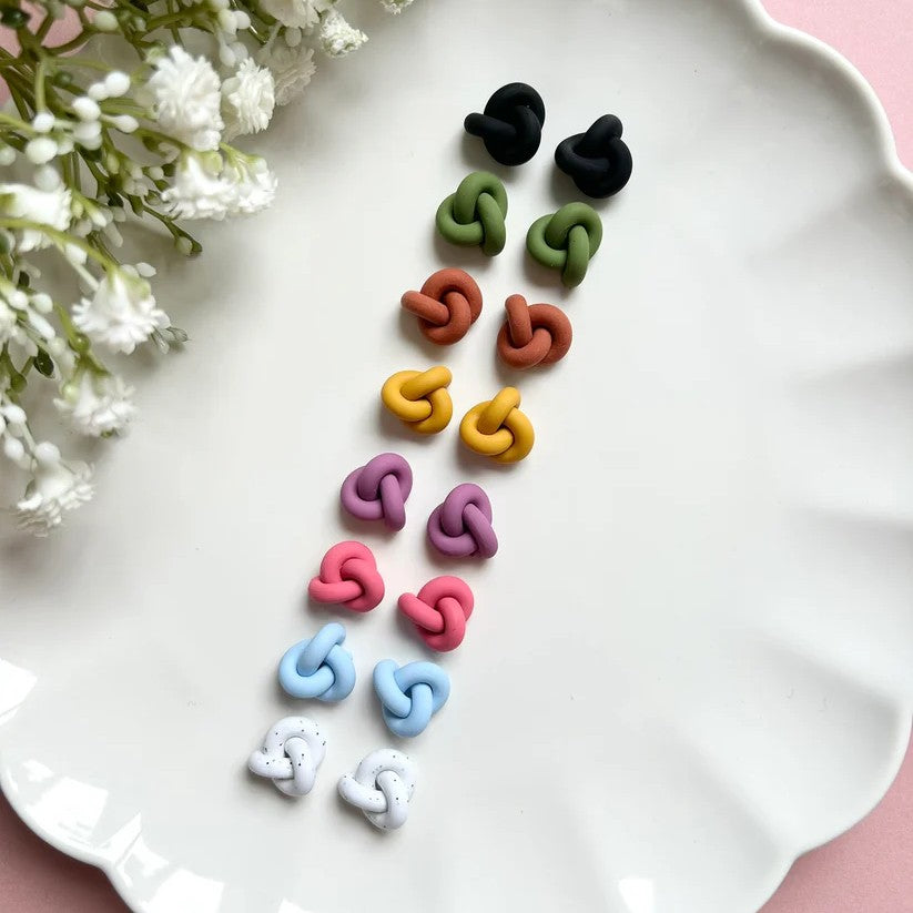 KNOT STUDS