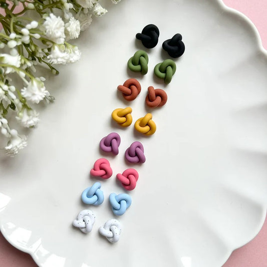 KNOT STUDS