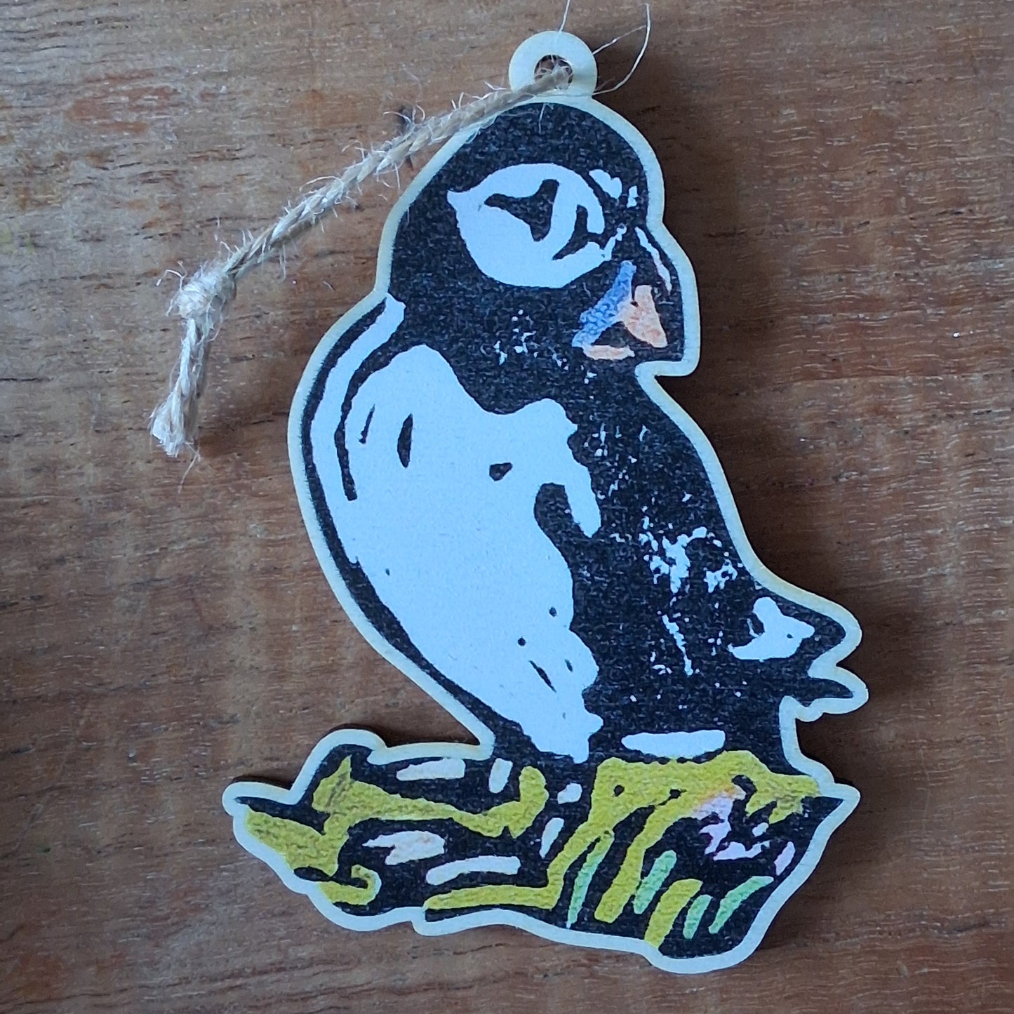 BeeBirds wooden hanging decoration handprinted 10cm