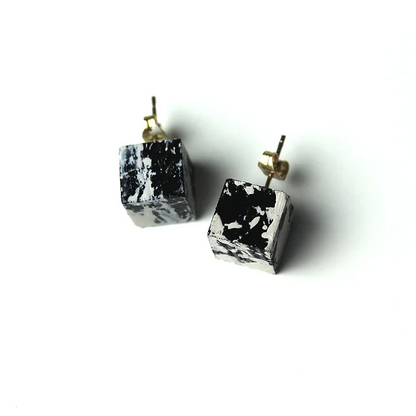 CUBE STUD EARRINGS