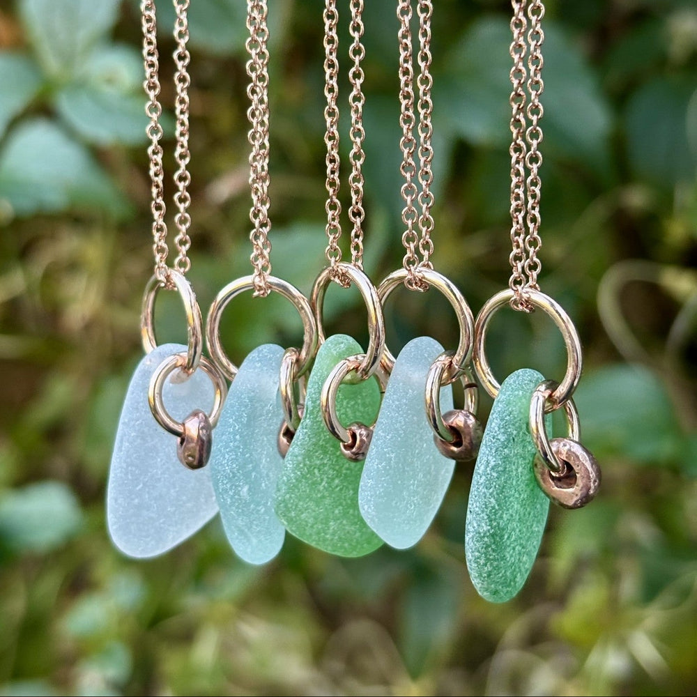 SEA GLASS AND HAG STONE NECKLACE
