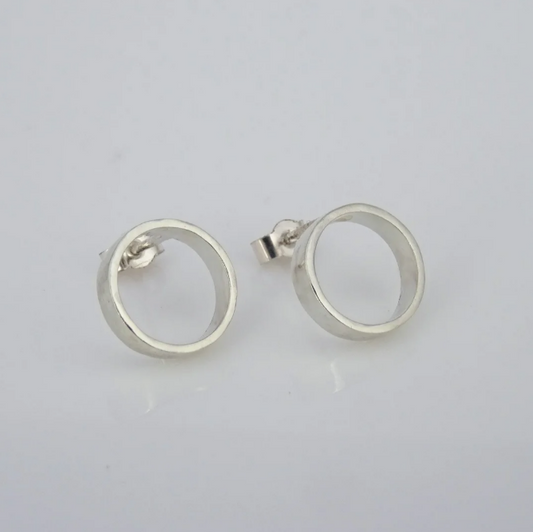 Scarlett Erskine Silver Small Smooth Loop Earrings from the Sista Collection, featuring a high-polished silver finish and measuring 10mm x 2.7mm.
