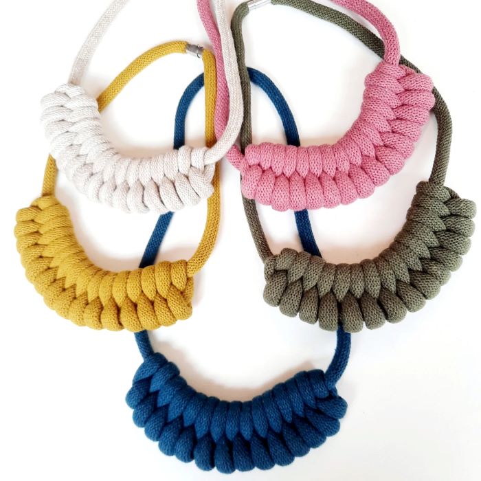 SMALL MACRAME CORD NECKLACE